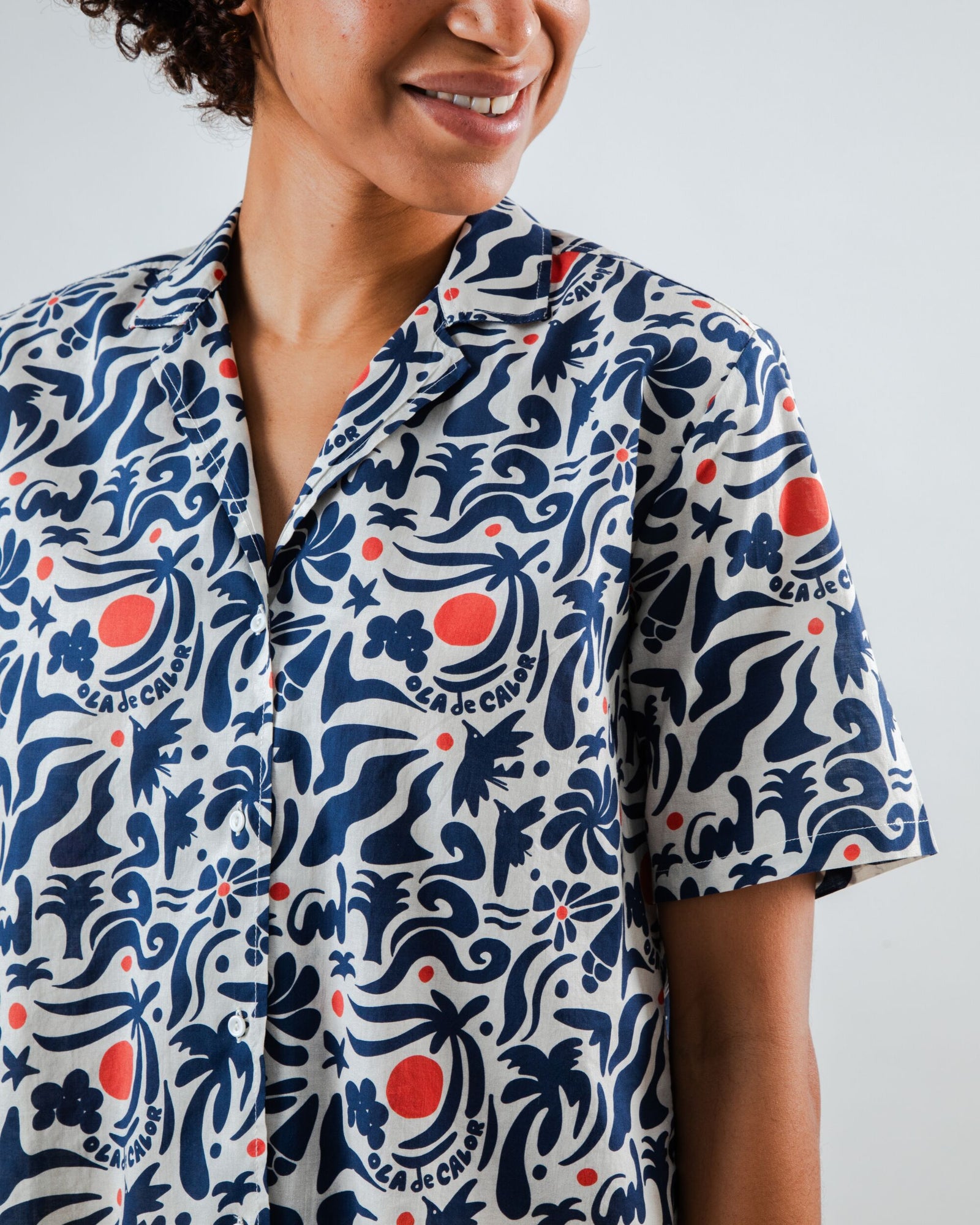 Ola de Calor Aloha Blouse Navy