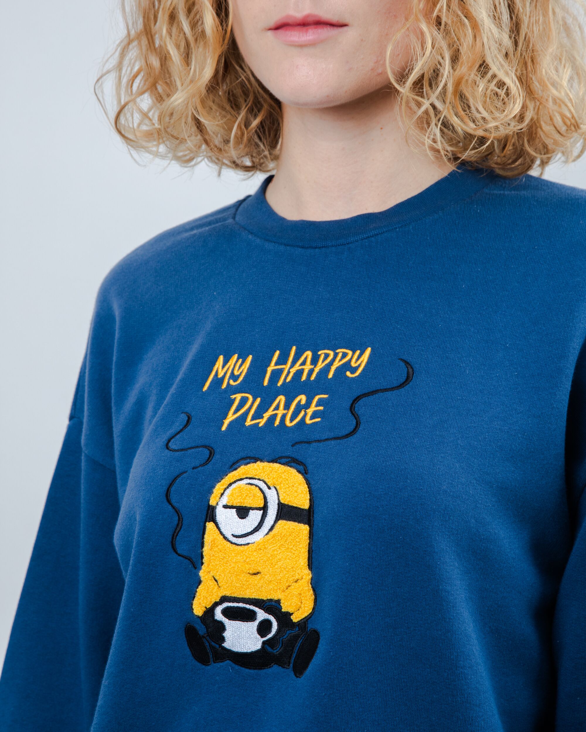 Minions My Happy Place Rounded Sweatshirt Blue