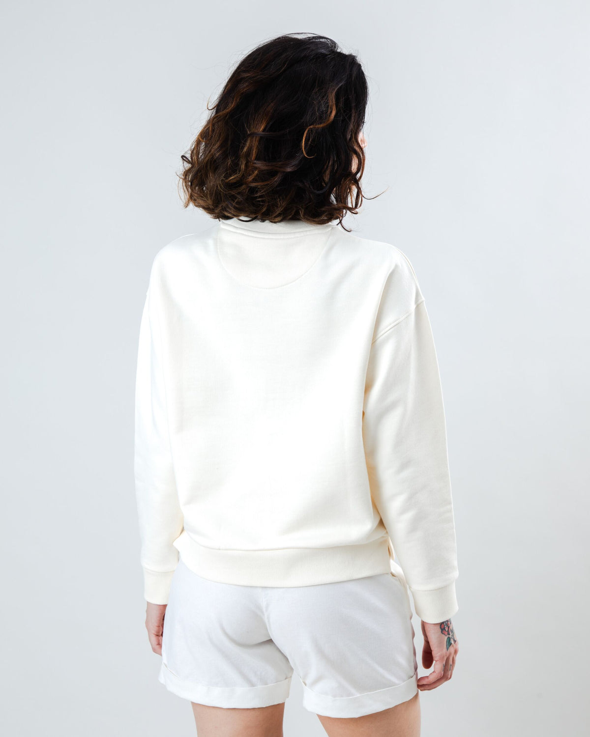 Peanuts Tennis Ace Snoopy Sweatshirt Rounded Hem Ecru